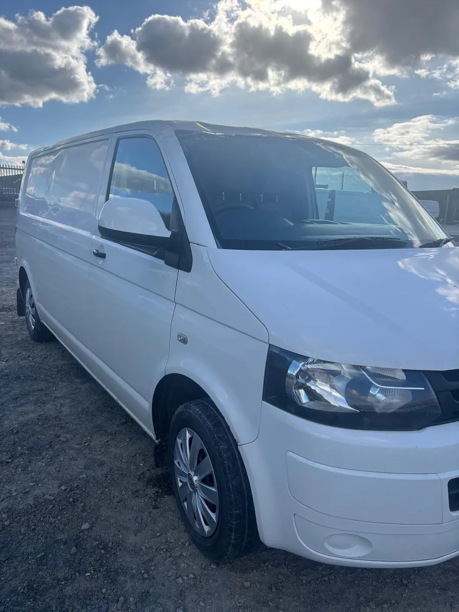 2013 Volkswagen Transporter LWB - Image 1