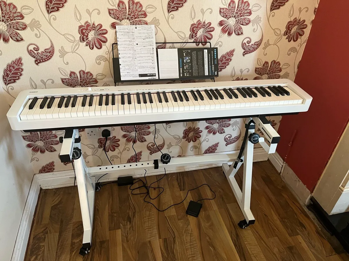 piano with weighted keys portable - Image 1
