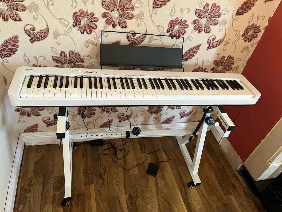piano with weighted keys portable - Image 3