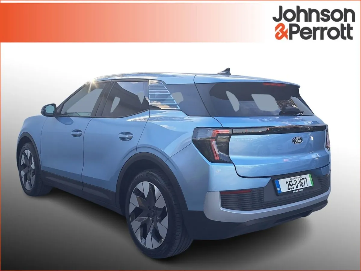 Ford Explorer Premium 77kwh Extended Range RWD - Image 3