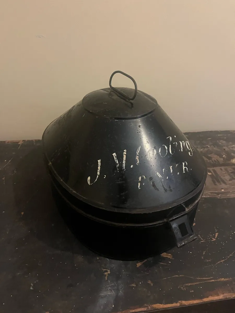 Antique Toleware RNVR Hat Box - Image 2