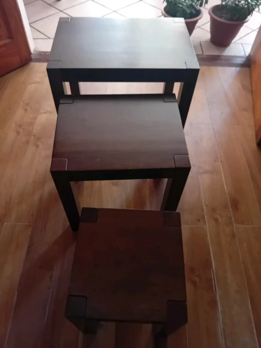 Nest of tables - Image 2