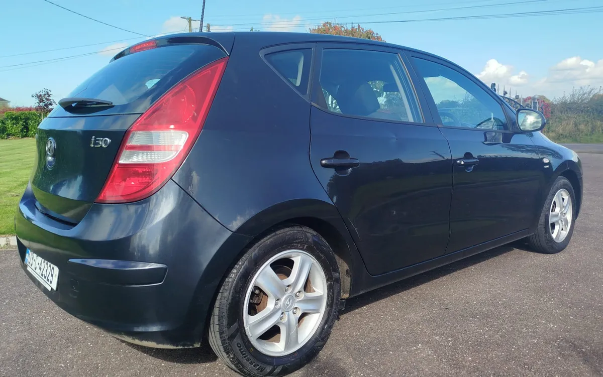 Hyundai i30 2009 - Image 2