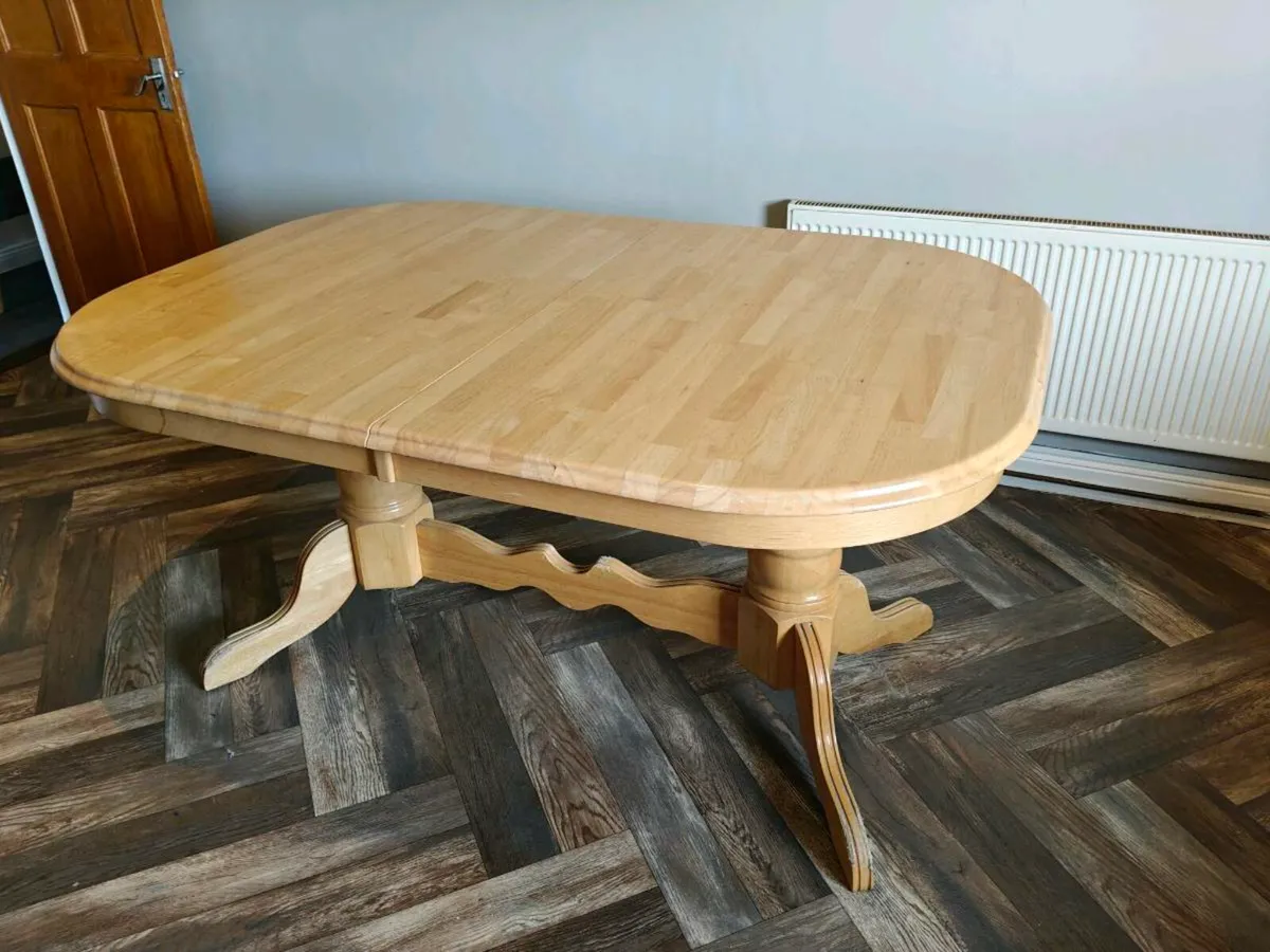 Dining table - Image 3