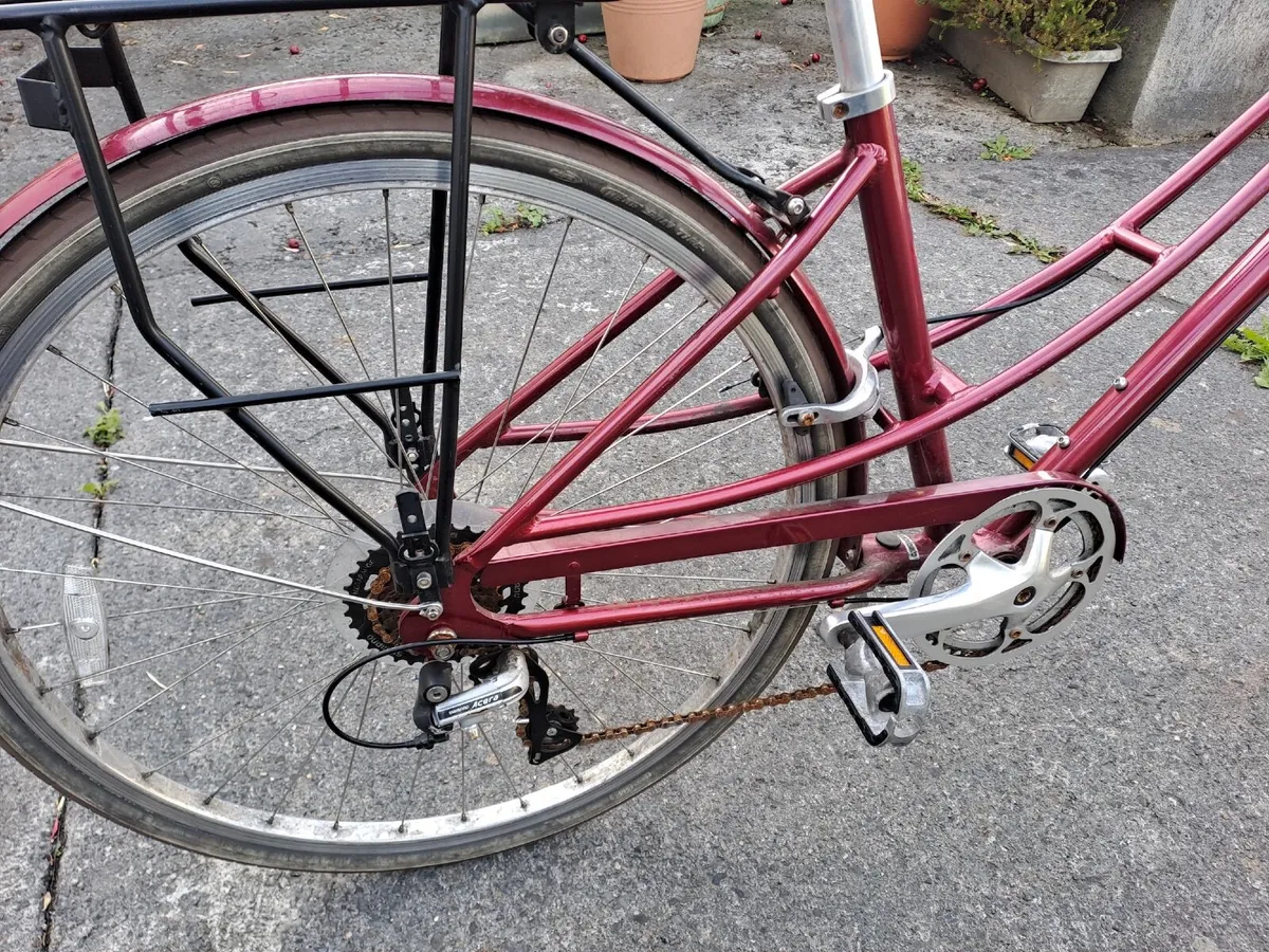 Women's Town Bicycle - Image 3