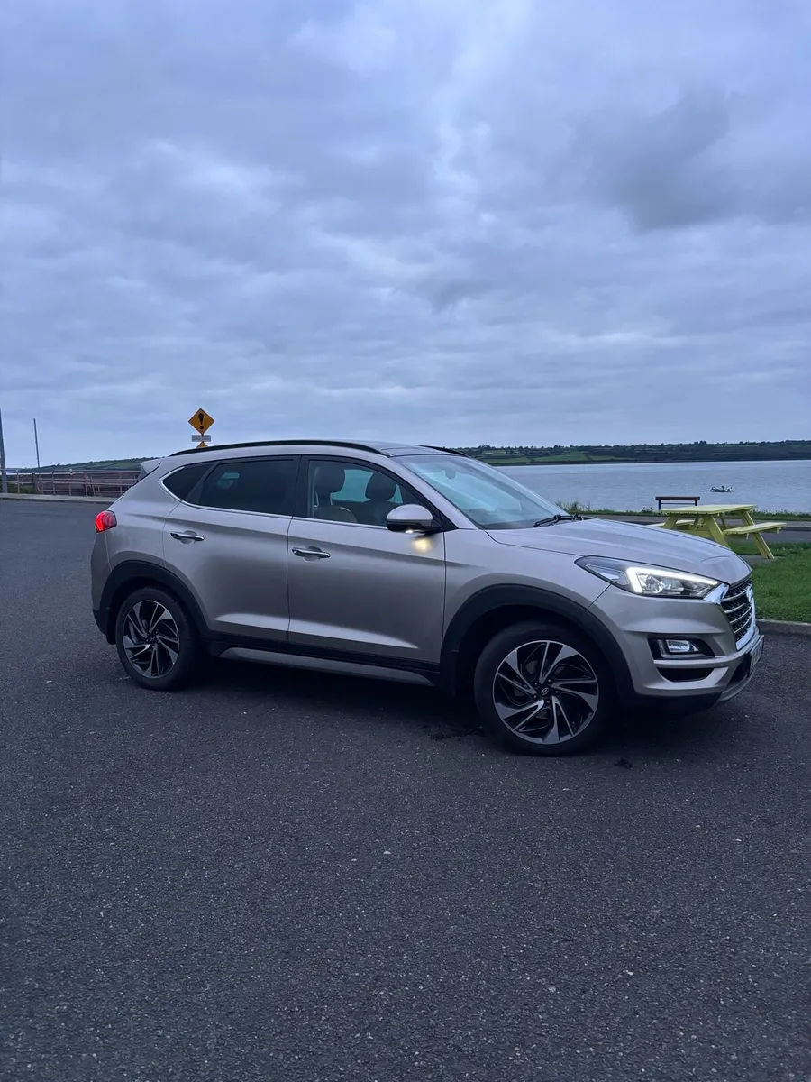 Hyundai Tucson *Premium* model full panoramic - Image 1
