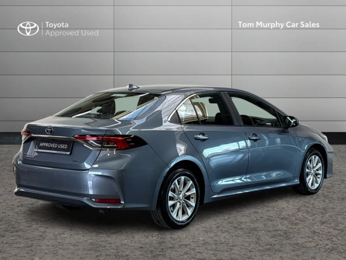 Toyota Corolla COROLLA SALOON LUNA - Image 2