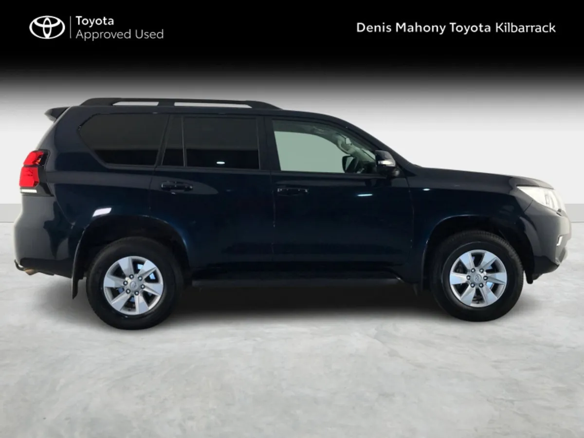 Toyota Land Cruiser LAND CRUISER LWB COMM A/T - Image 3