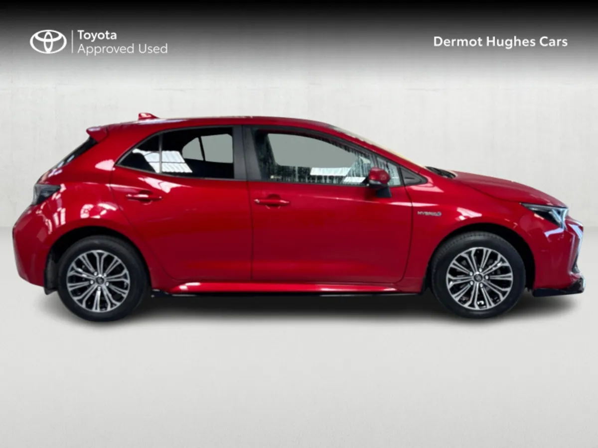 Toyota Corolla HYBRID LUNA H/B 4DR AUTO - Image 3