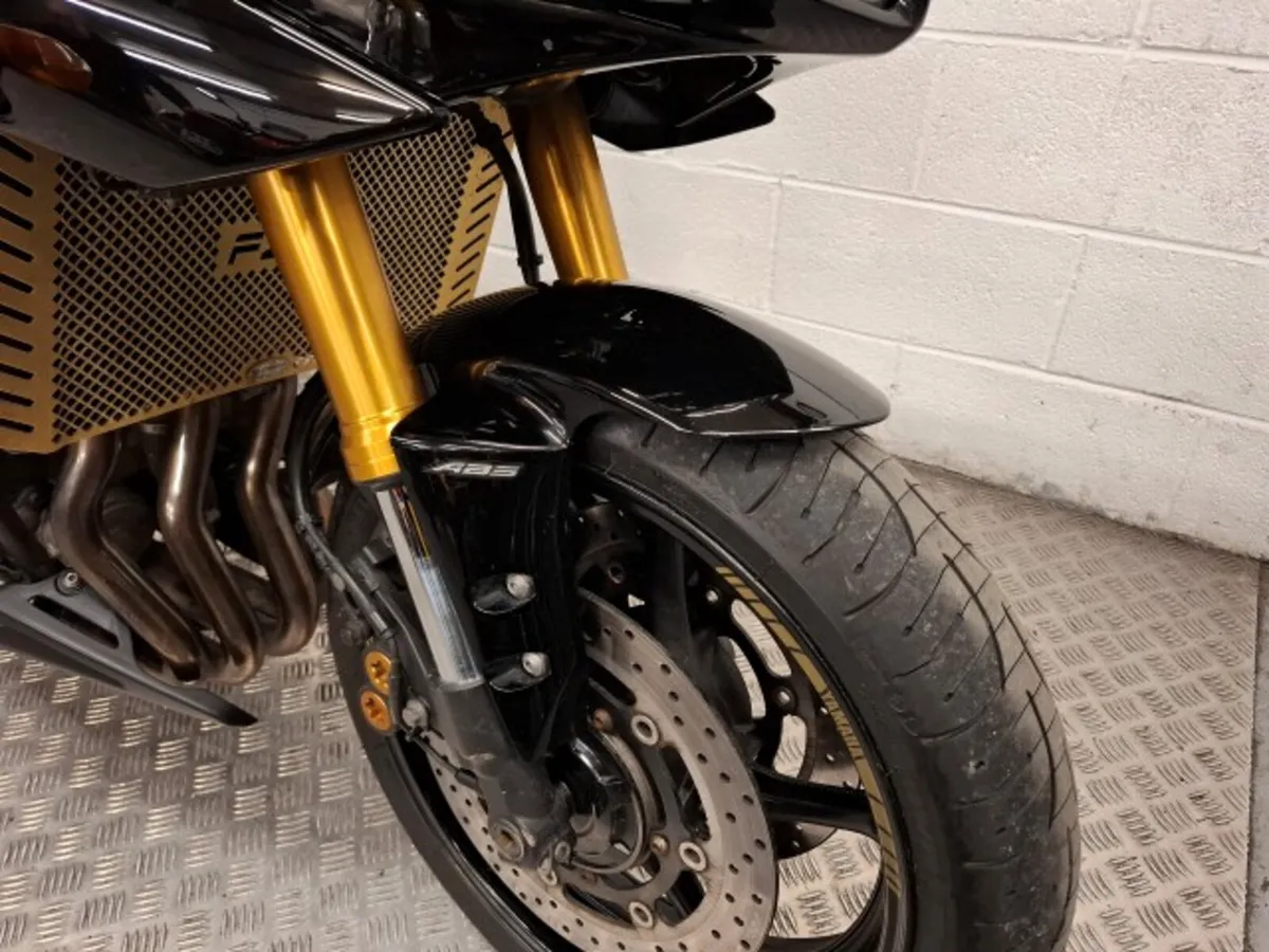 Yamaha FZ8 800 2010 - Image 3