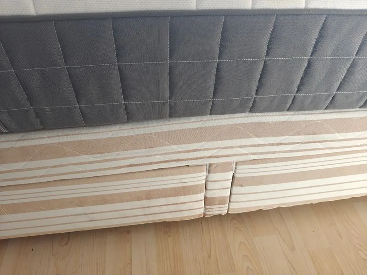 single bed - Image 2