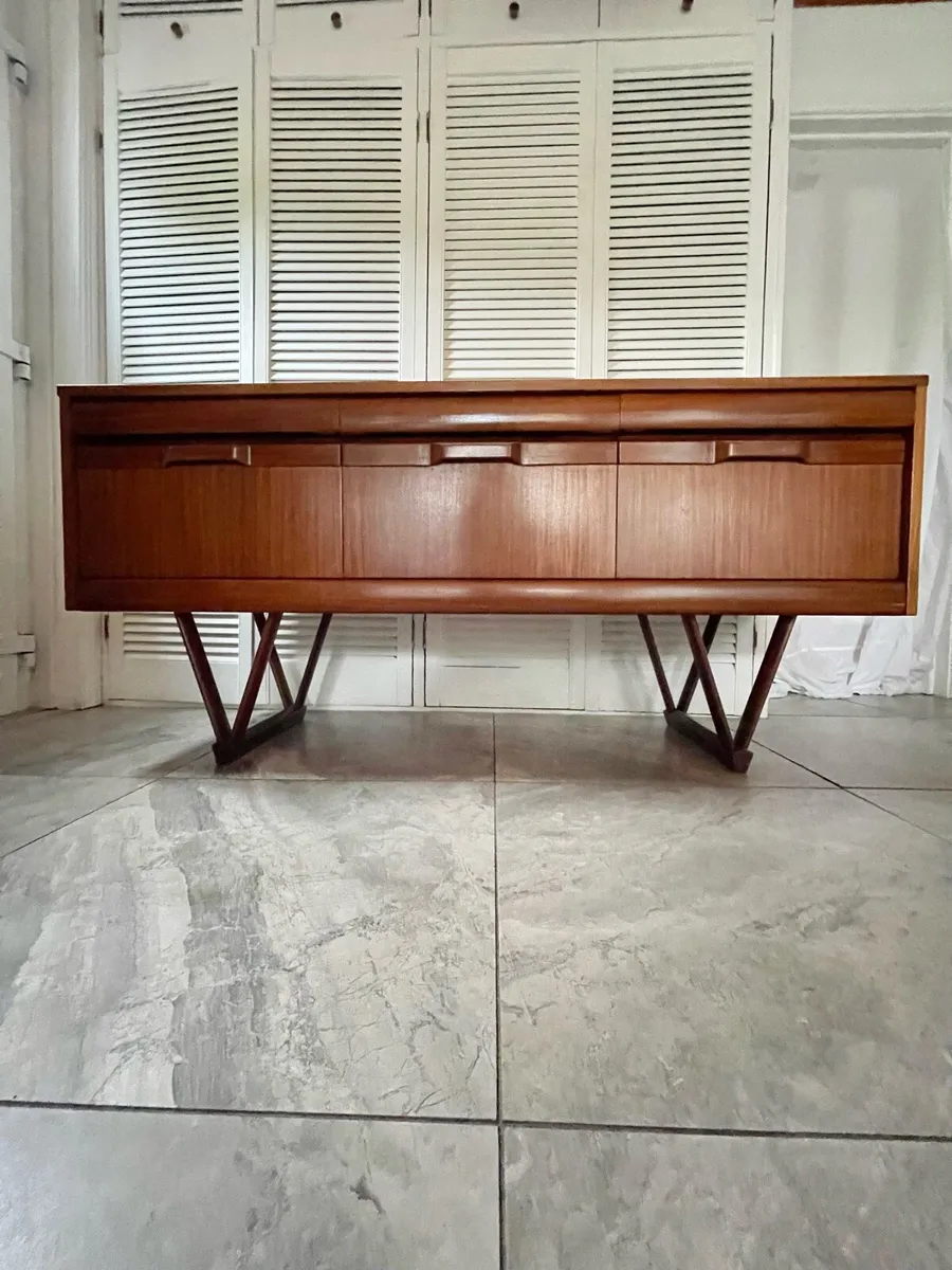 Mid century sideboard - Image 2