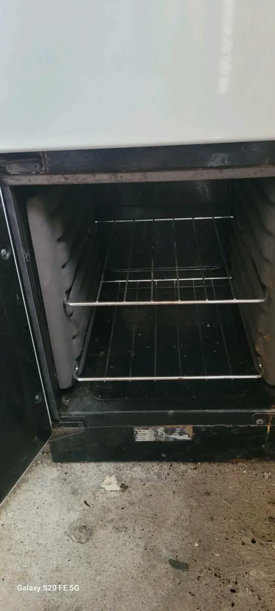 Electric oven - Image 3