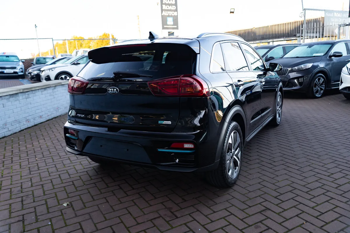 KIA E-NIRO 150KW 64KWH 3EDITION 5DR ESTATE 52,000K - Image 3