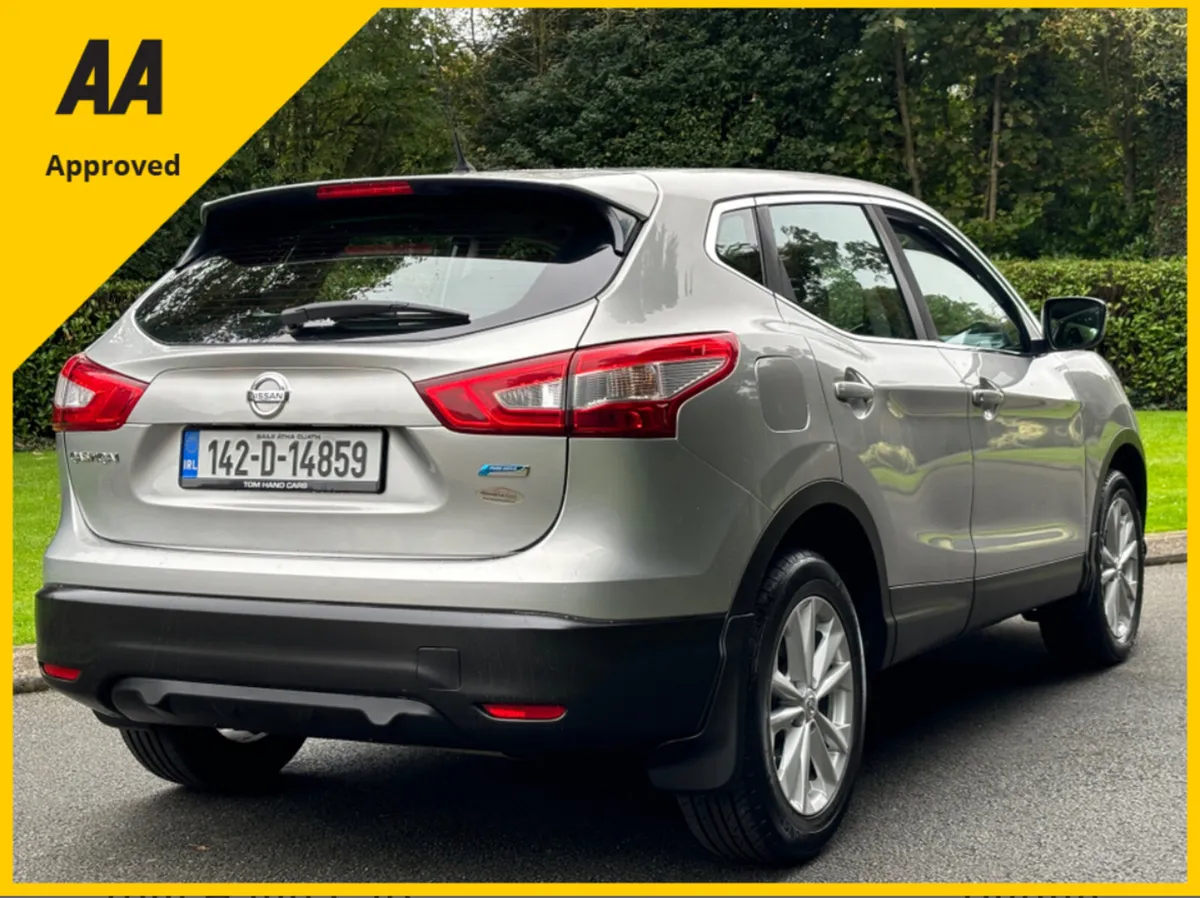 Nissan Qashqai 1.5 DCI SV 2014 *LOW KLMS* - Image 4