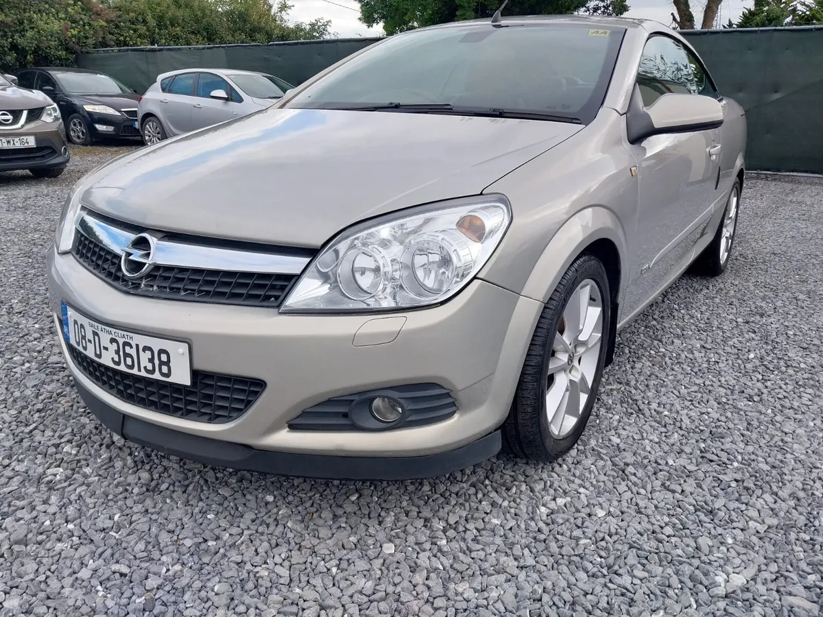 Opel Astra 1.6 Convertible No Damaged - Image 1