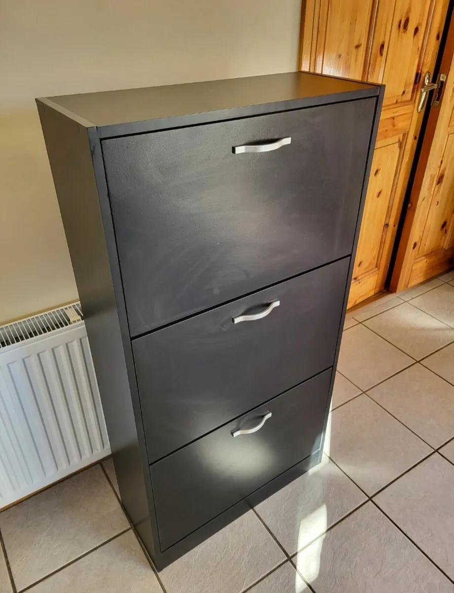 Shoe Storage - Image 2