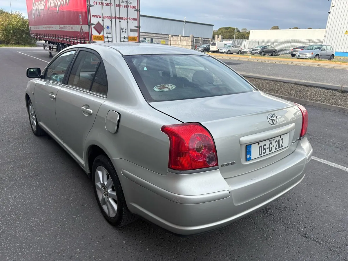 2005 TOYOTA AVENSIS NCT 2-26 - Image 3