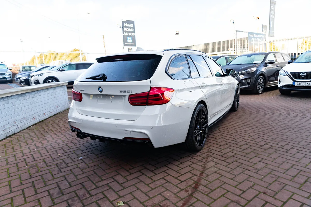 320i X-DRIVE M-SPORT PLUS 5DR ESTATE AUTOMATIC // - Image 3