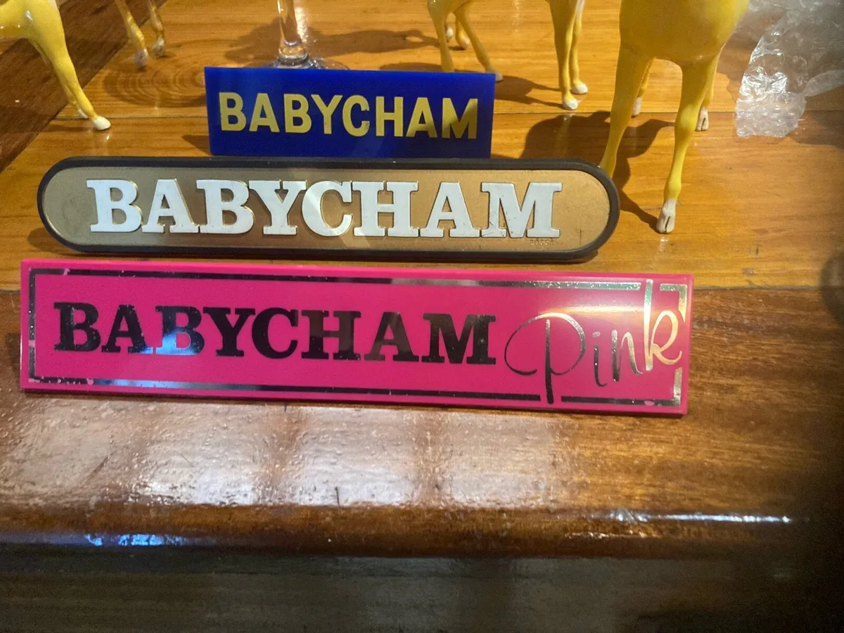 Pub Memorabilia - Image 1