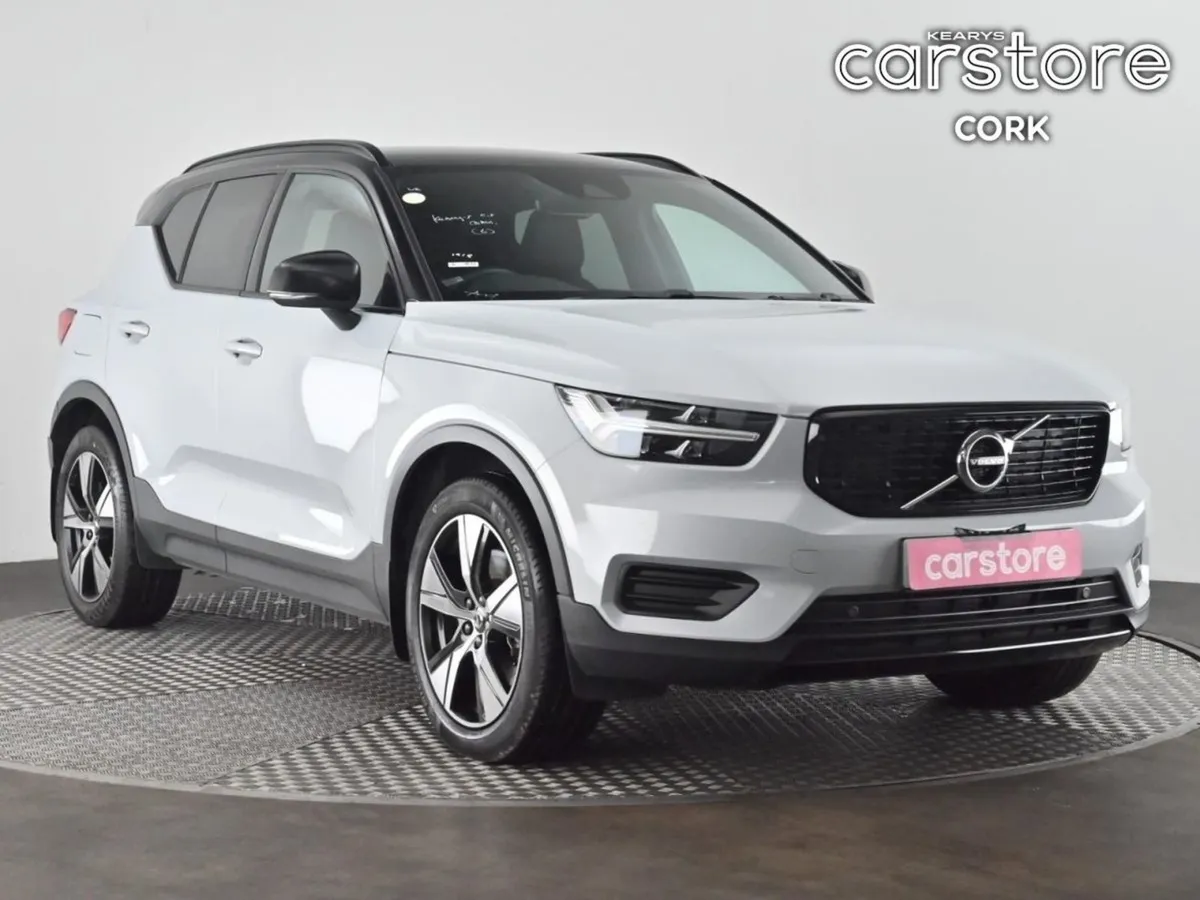 Volvo XC40 Xc40 R-design T4 Recharge Auto R-desig - Image 1
