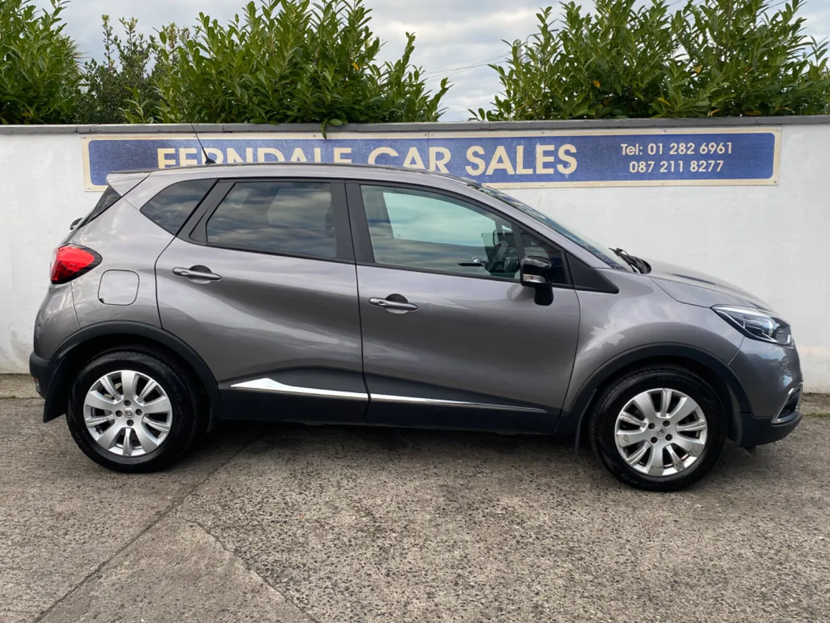 Renault Captur Dsl. Nct 1/27  very economical car - Image 2