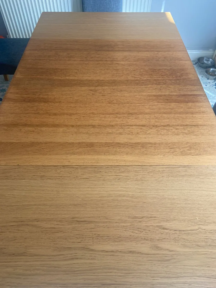 Table and 4 chairs - Image 3