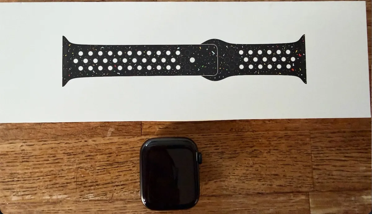 Apple Watch Series 9 45mm - Image 1