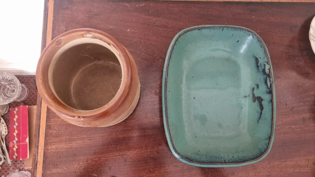 Vintage Glazed Vase and Dish - Image 2