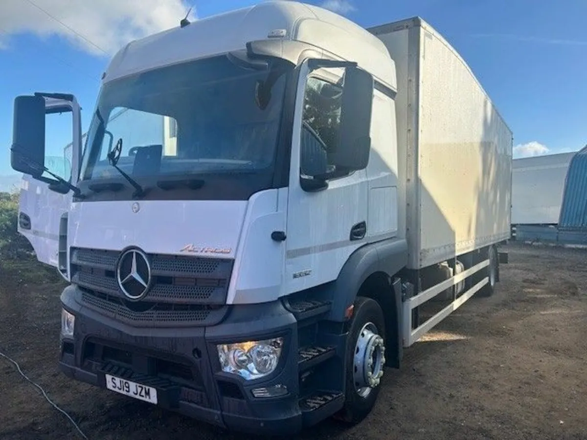 2019 Mercedes-Benz Boxvan - Image 1