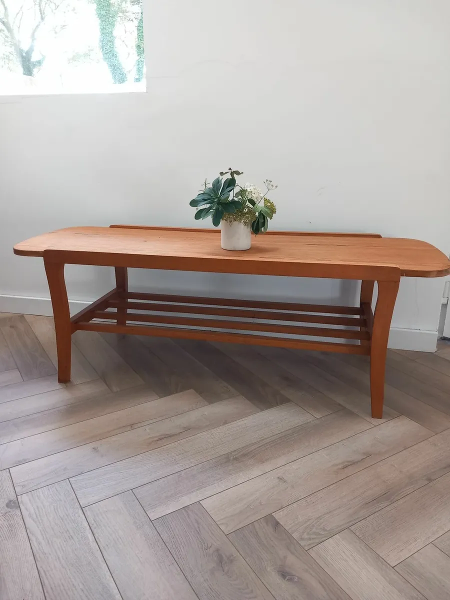 Vintage coffee table - Image 1