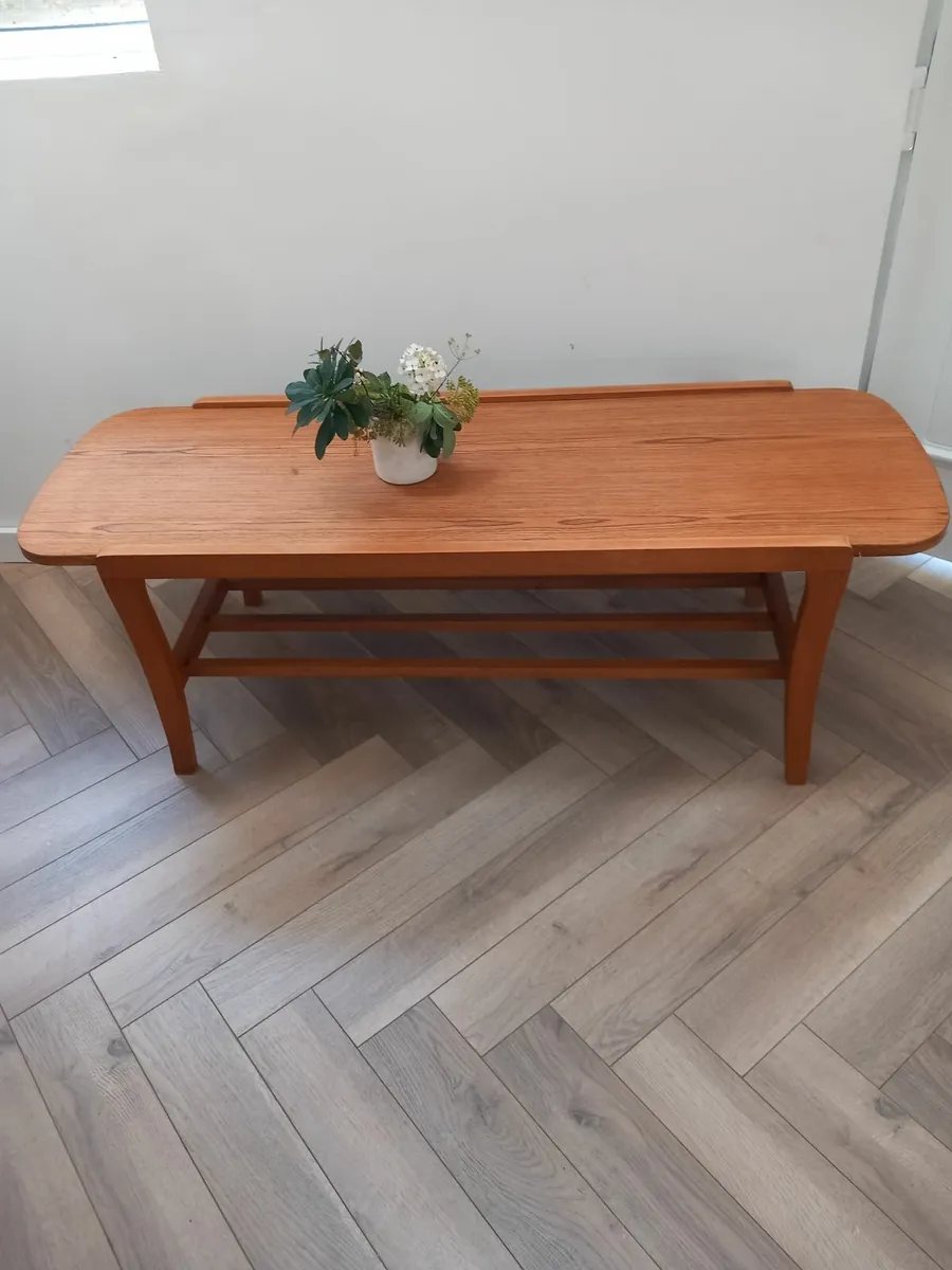 Vintage coffee table - Image 2