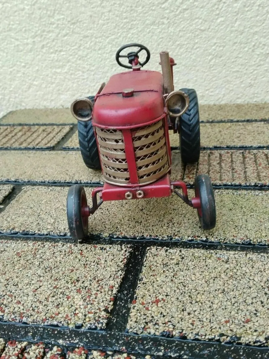Vintage metal model tractor - Image 1