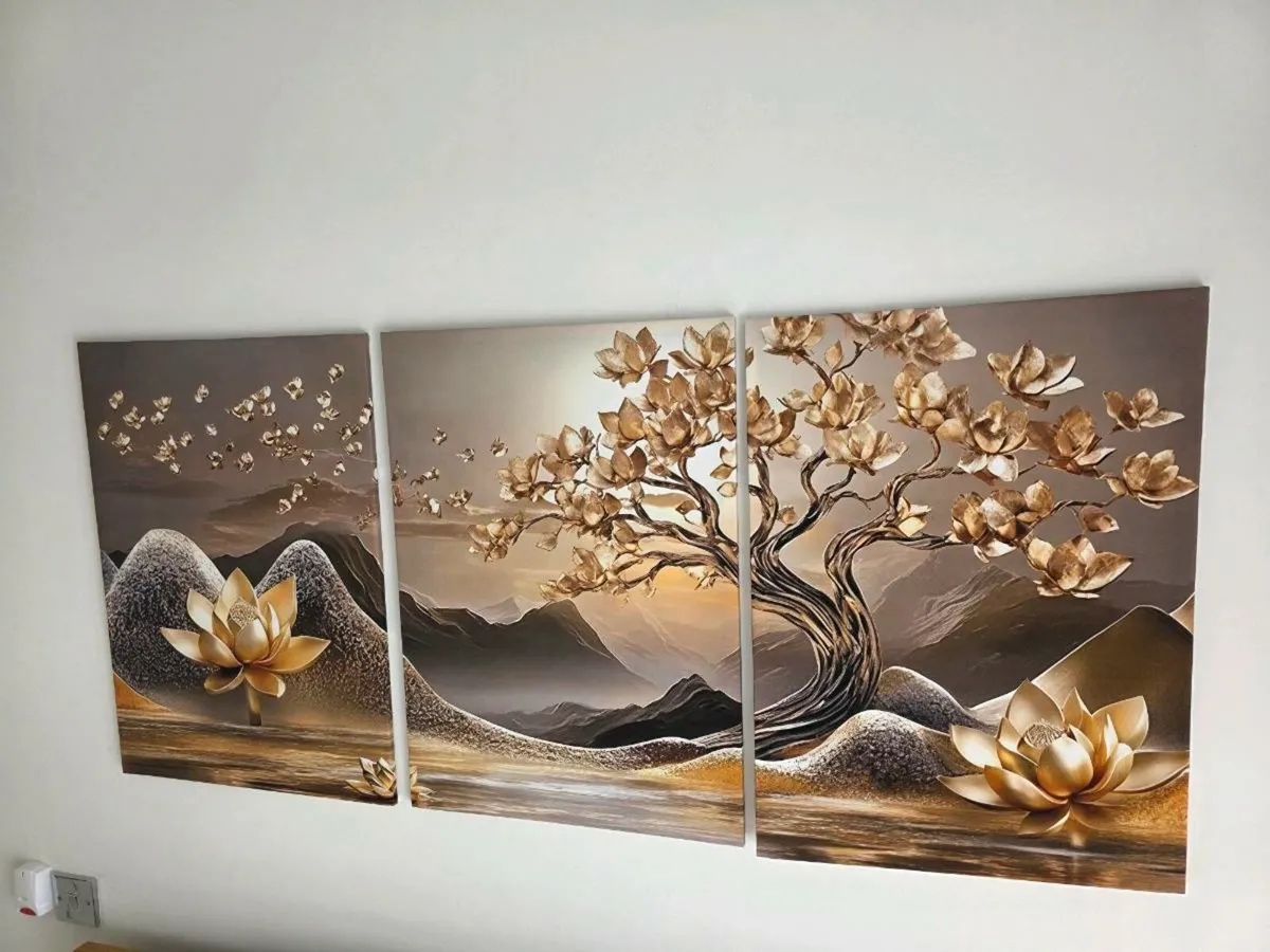 3 canvas 45x65cm each - Image 2