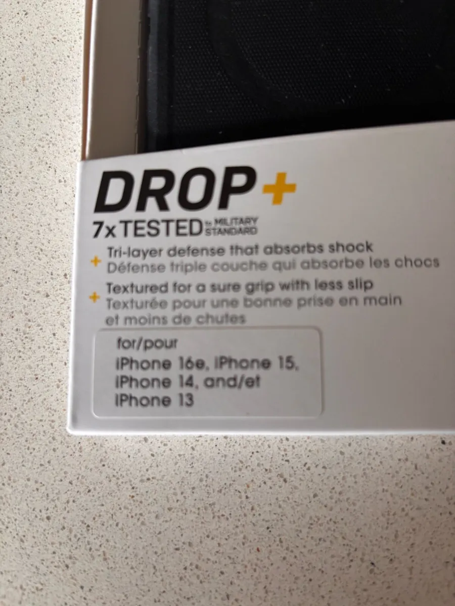 iPhone 16/15/14/13 otterbox defender case - Image 4