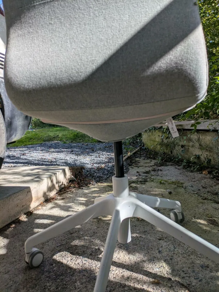 IKEA office chair - Image 2