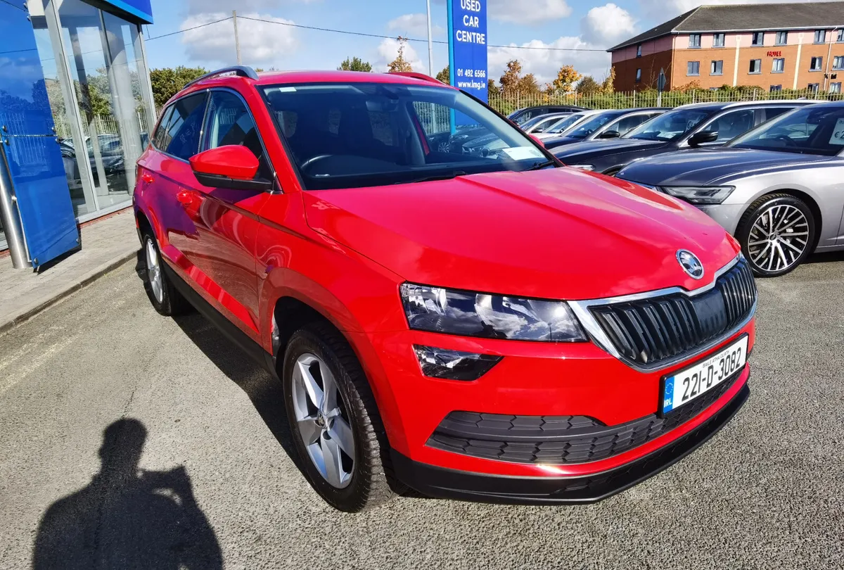 SKODA KAROQ 2.0TDI AMBITION DSG AUTOMATIC 115BHP - Image 3