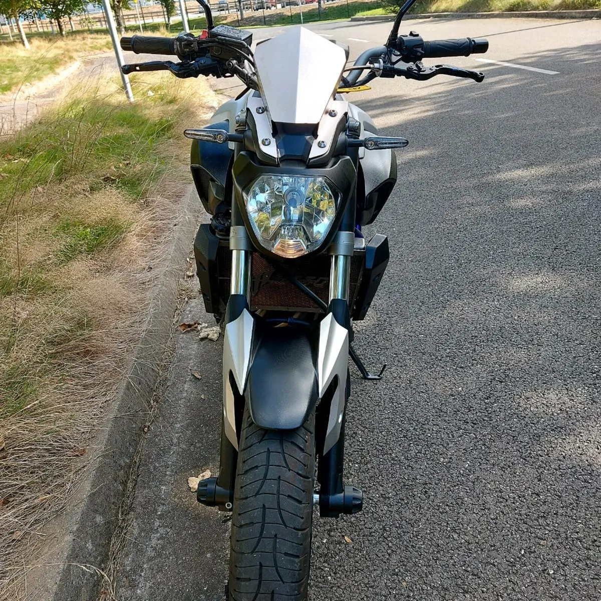 YAMAHA MT07 - Image 3