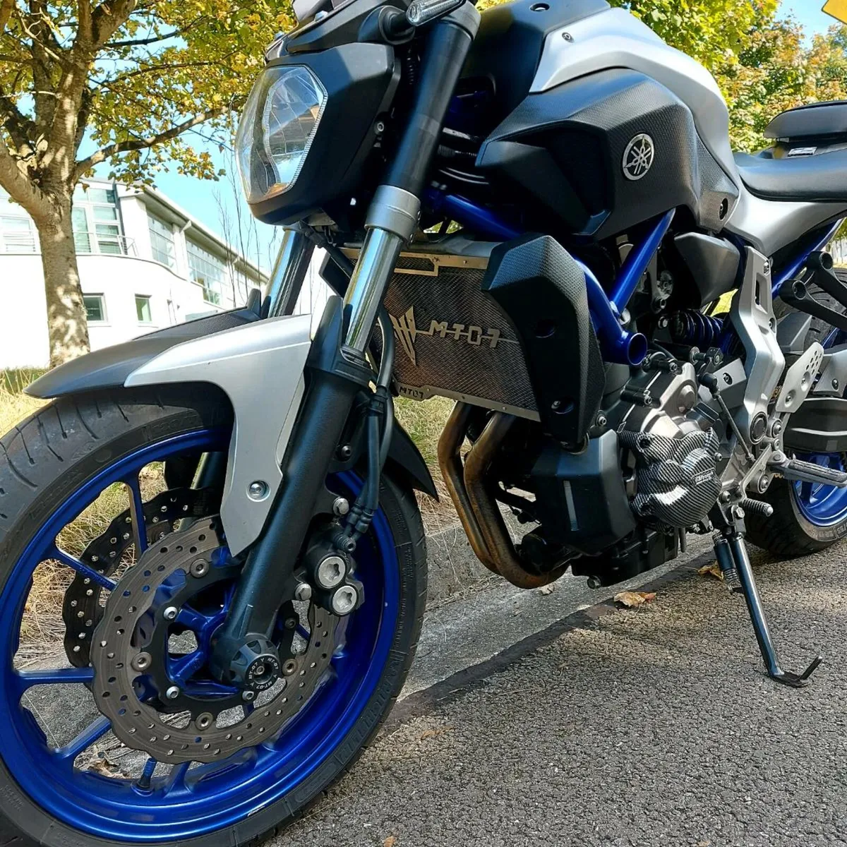YAMAHA MT07 - Image 4
