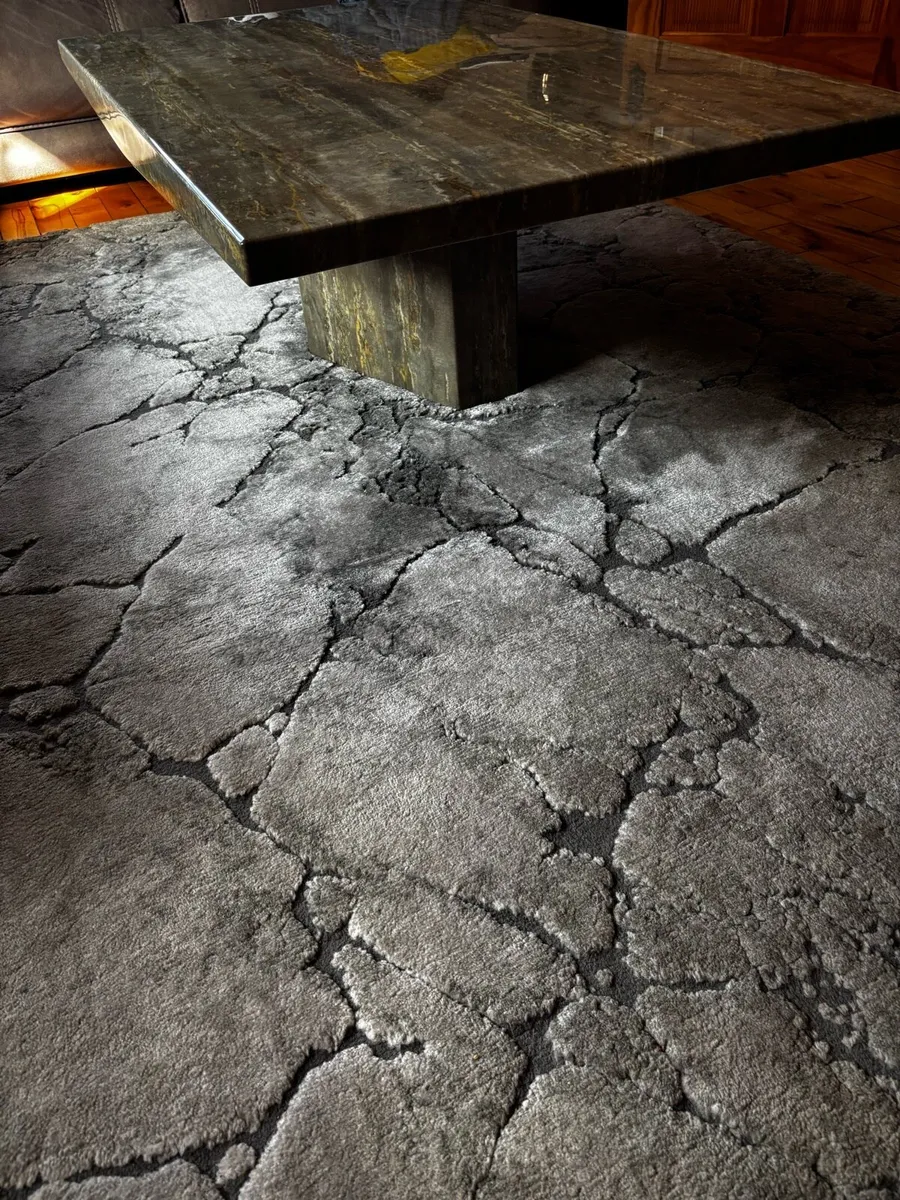 Marble table - Image 4
