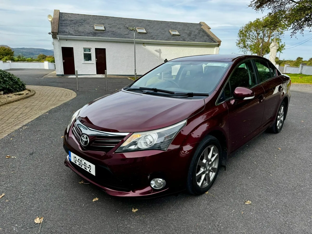 2012 Toyota Avensis 2.0D4D 6 speed mint - Image 1