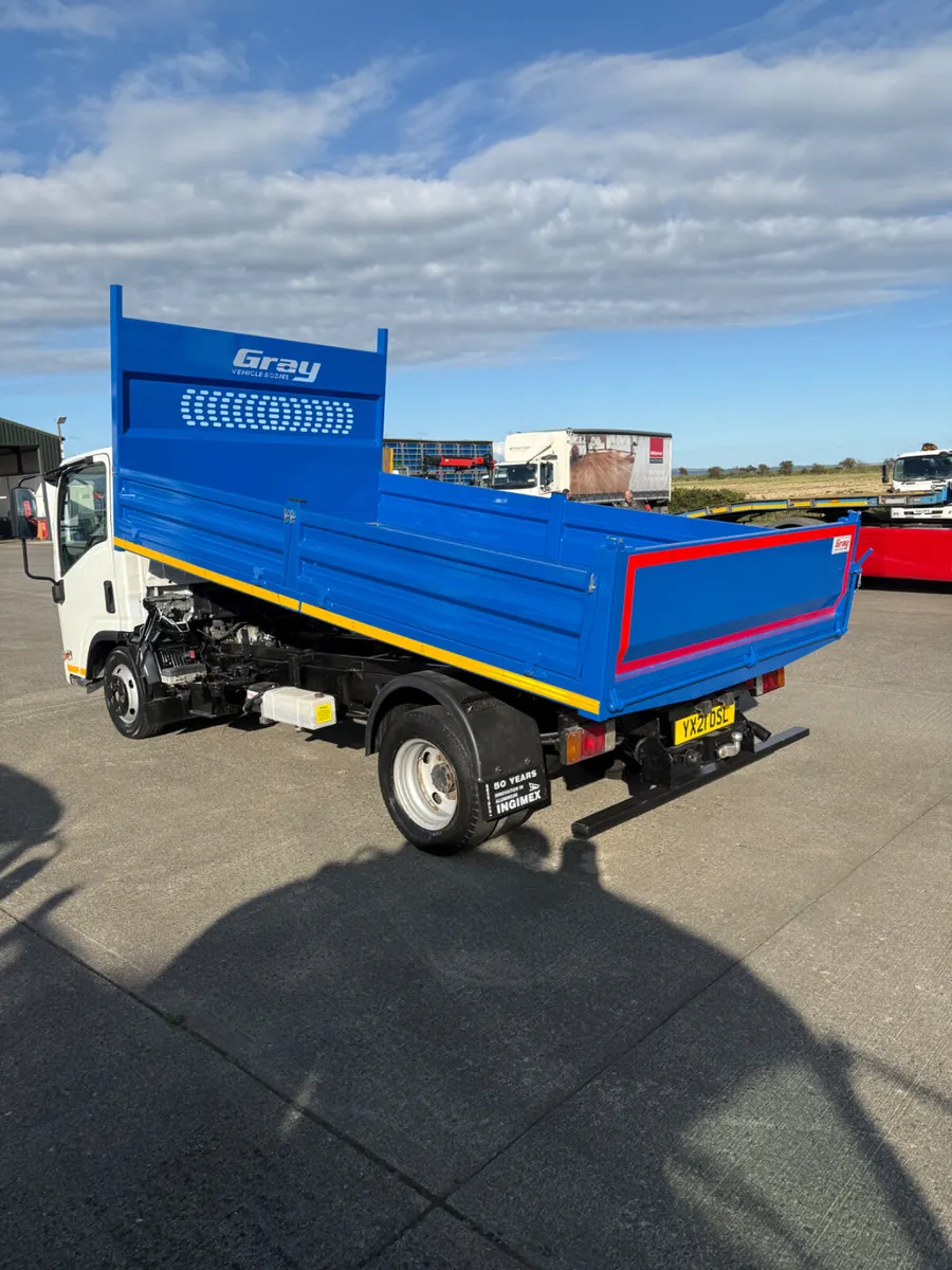 ISUZU (3.5 TON TIPPER) - Image 3