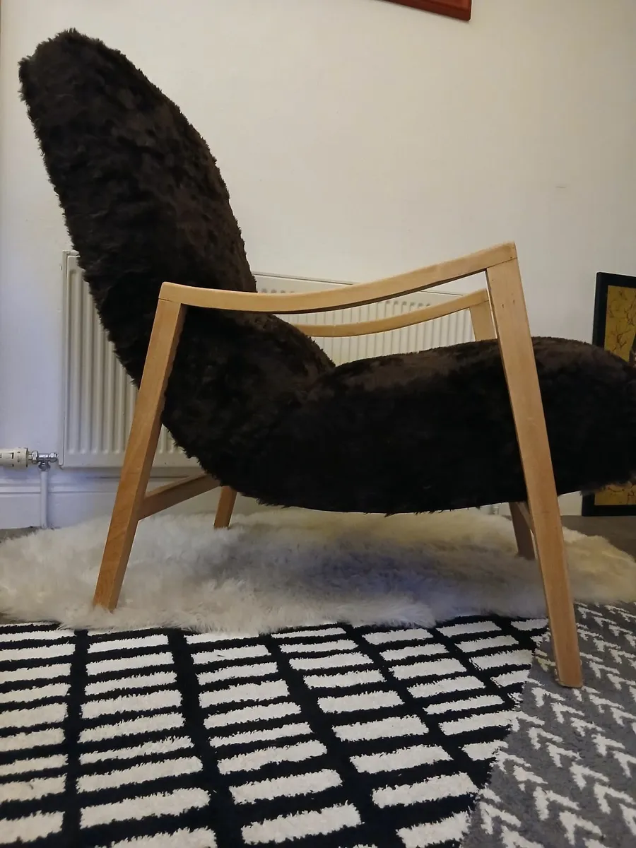 Rare Mid Century Model 411 G Plan Lounge Chair. - Image 3