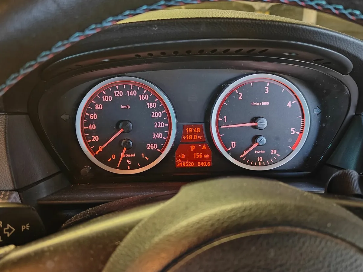 BMW 5-Series 2007 - Image 3