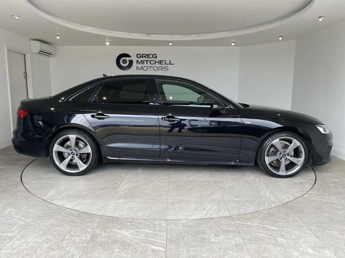 Audi A4 2021 - Image 4