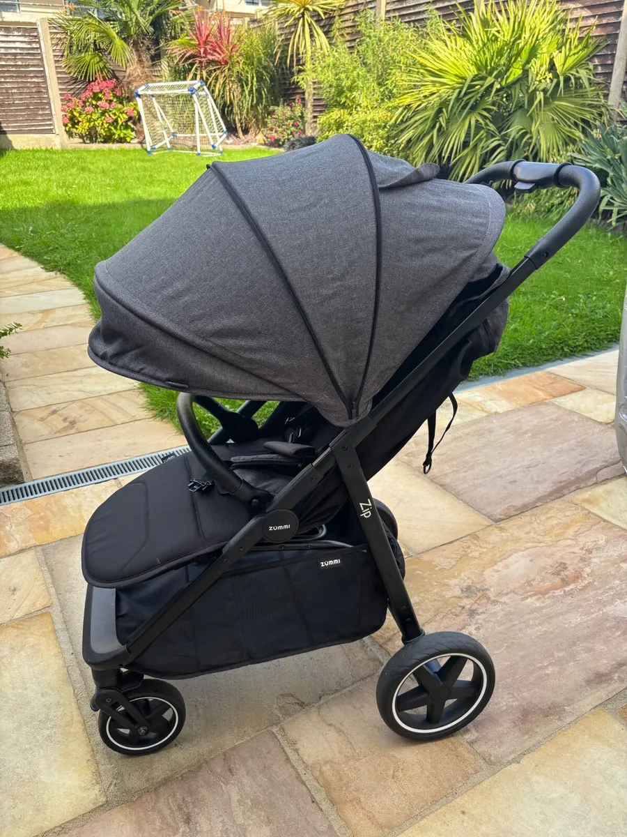 Stroller - Image 2
