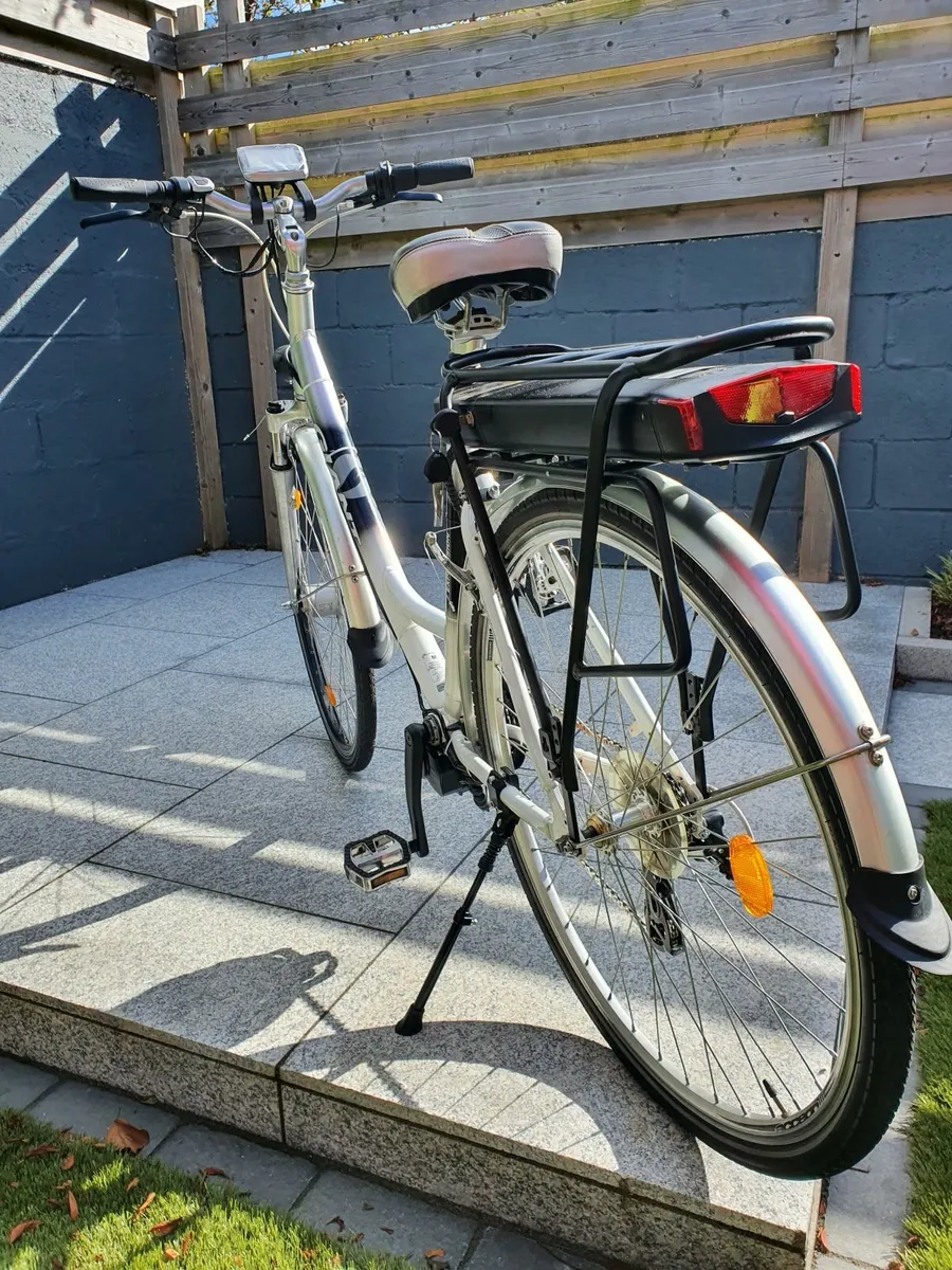 Electric bike - Image 2