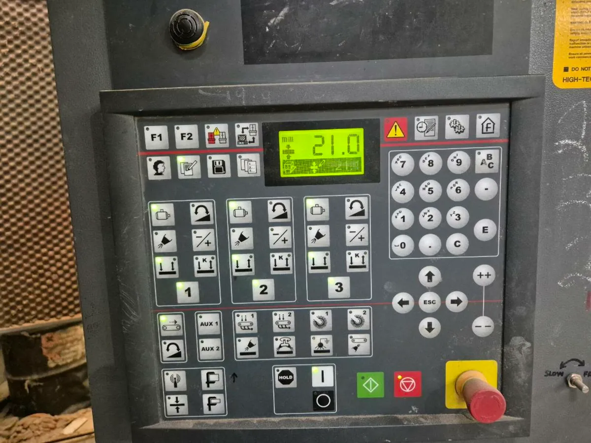 Belt sander - Image 2