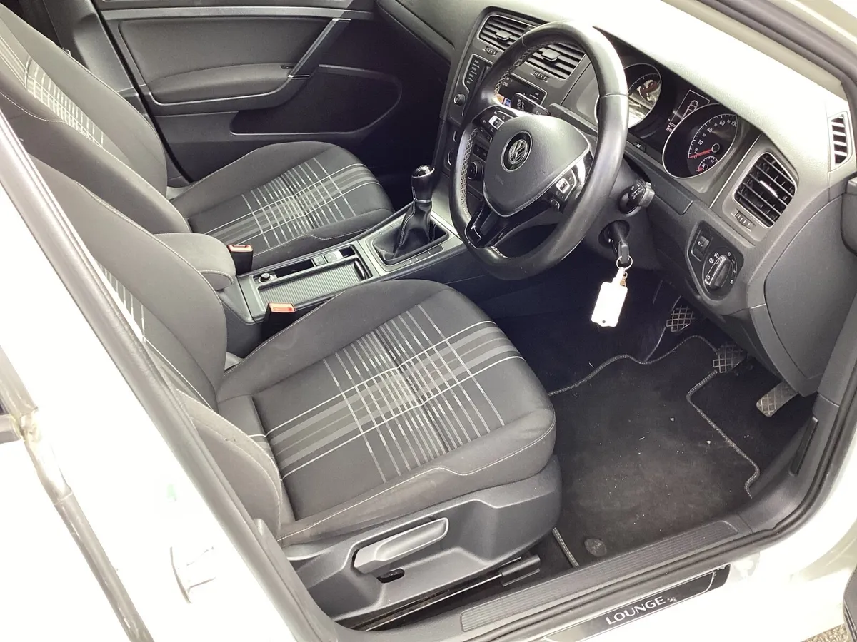 Volkswagen Golf 2016 - Image 1