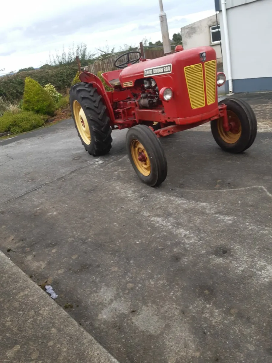 David Brown 880 - Image 1